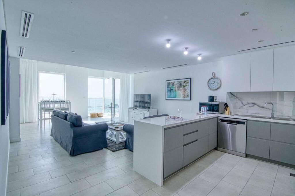 Apartment Stunning 2br With Sea And Ain View At Jbr *
